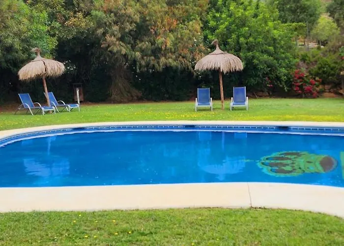 Los Pedregales Complejo Rural Estepona