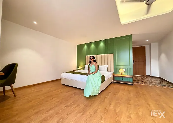 Oak Leaf Hotel Rishikesh
