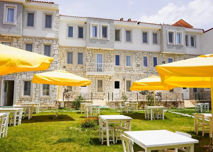 Limonata Bozcaada Ex Vina Garden Otel