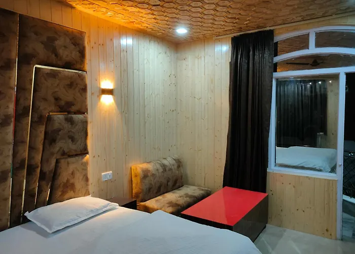 Hotel Prem Palace Patnitop