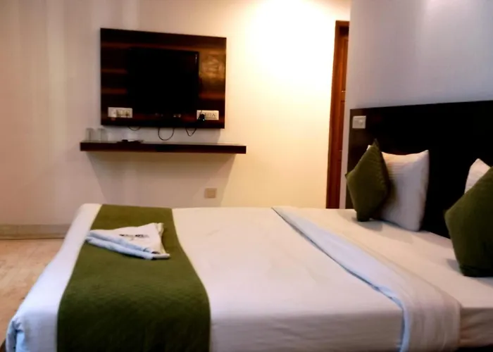 Hotel Grand Grace Plaza Near Igi Airport New Delhi