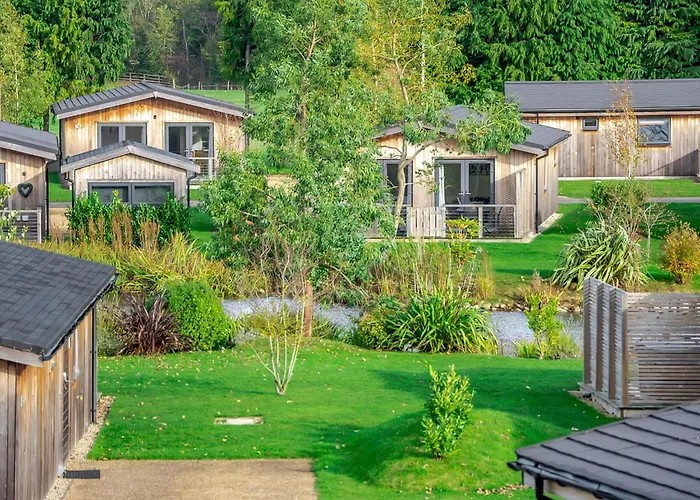 Cedar Retreats Hotel West Tanfield