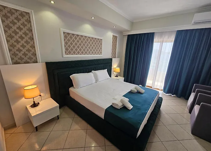 Hotel Pini Sarandë