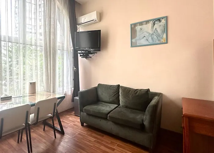 New Bella Hotel Erivan