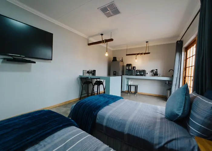 The Olive Branch Guesthouse And Animal Sanctuary Upington