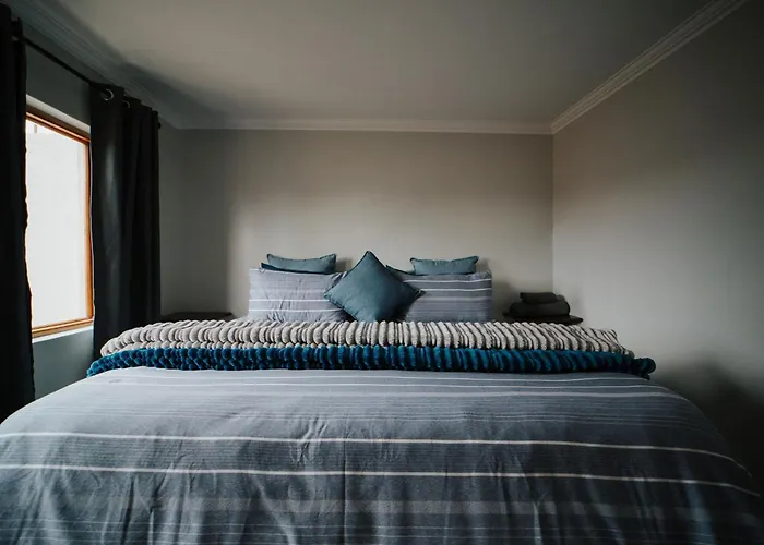 The Olive Branch Guesthouse And Animal Sanctuary Upington