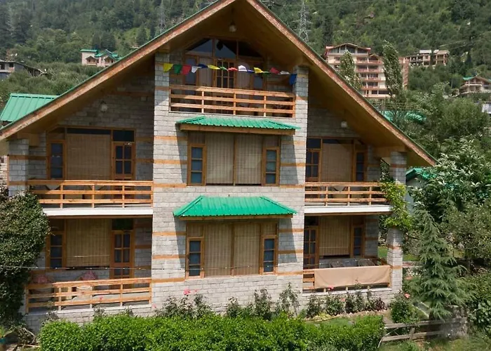 The Green Mountain Lodge Manāli