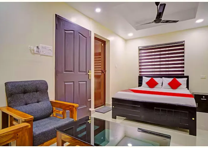 Hotel Golden Palace Rivera - Beach Front Hotel In Puri