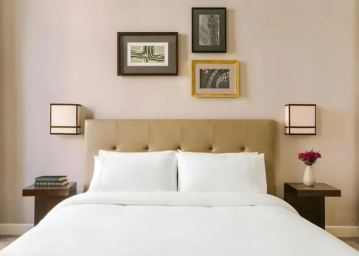 Le Frochot Hotel Pigalle, Sonder By Marriott Bonvoy París