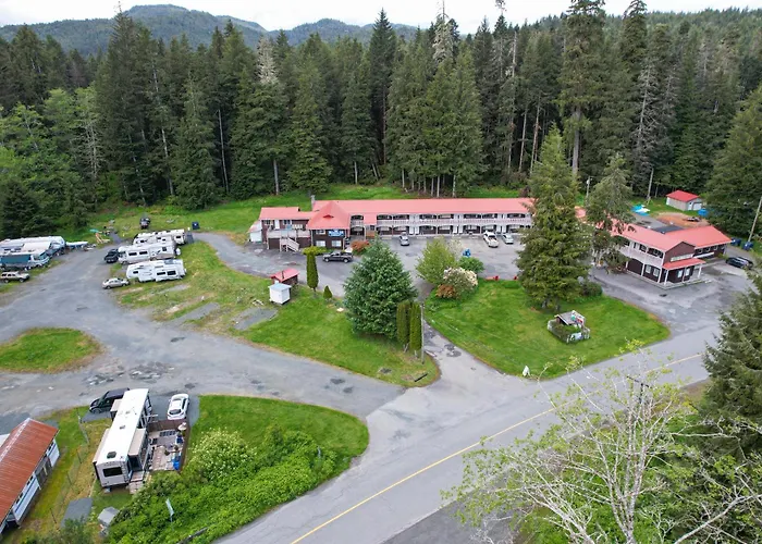 Pioneer Inn By The River Port Hardy