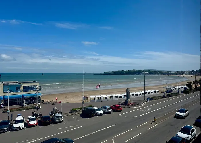 Marina Court Hotel Weymouth