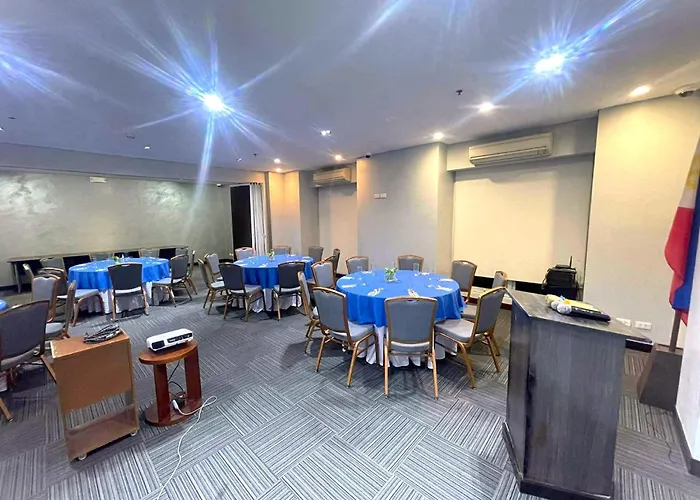 Microtel By Wyndham Acropolis Pasig City