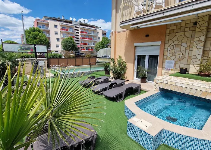 Napsugár Apartmanház Siófok