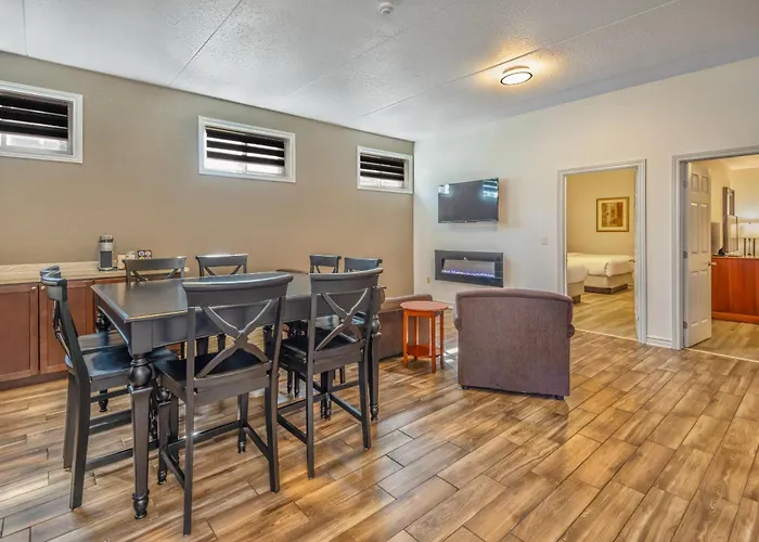 Comfort Inn & Suites Thousand Islands Harbour District Gananoque