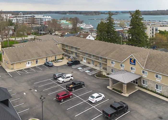 Comfort Inn & Suites Thousand Islands Harbour District Gananoque