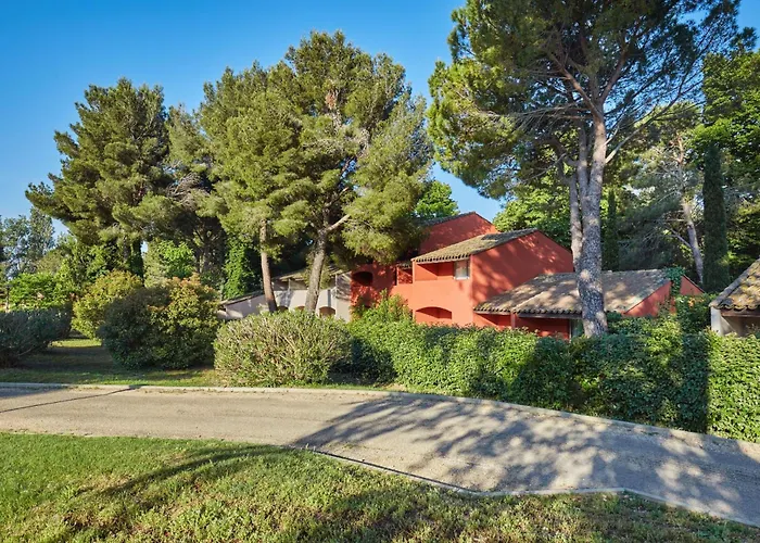 Residence Odalys Le Village Camarguais Les Gardians Arles