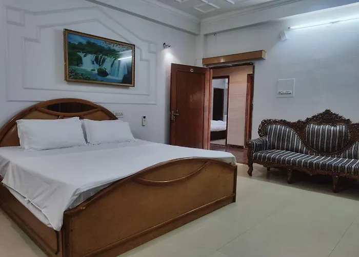 Hotel Purohit Sindhi Camp Jaipur
