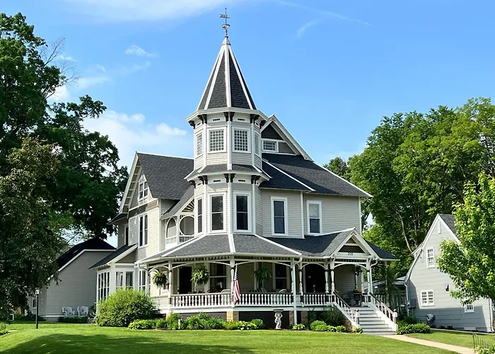 Historic Hutch House Hotel Faribault