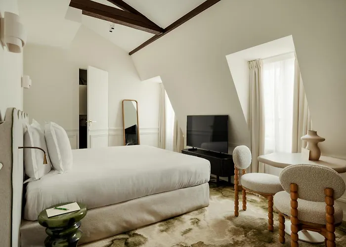 Leon Hotel Paris