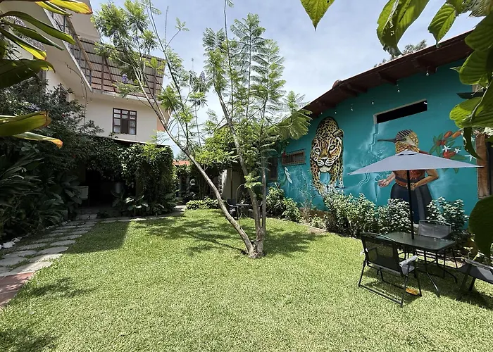 Oasis Panajachel Hotel
