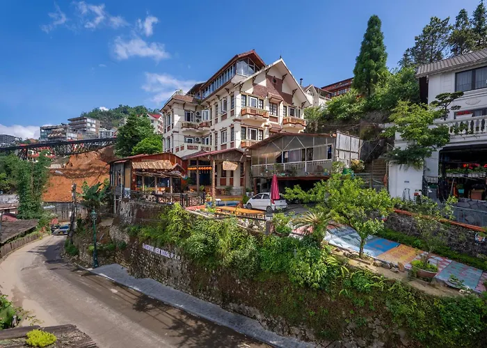 Sapa Fansipan View House Hotel