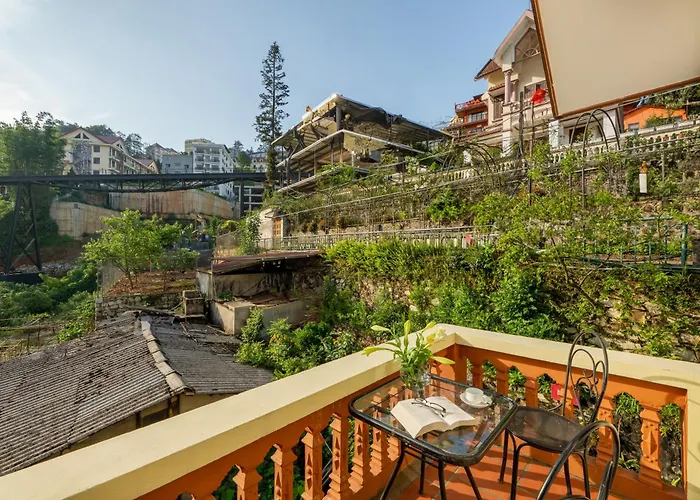 Sapa Fansipan View House Hotel