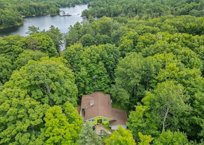 Lakeside Park Cottages Kawartha Lakes