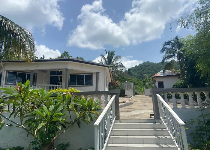 Eleganta Beach Resort Kumasi