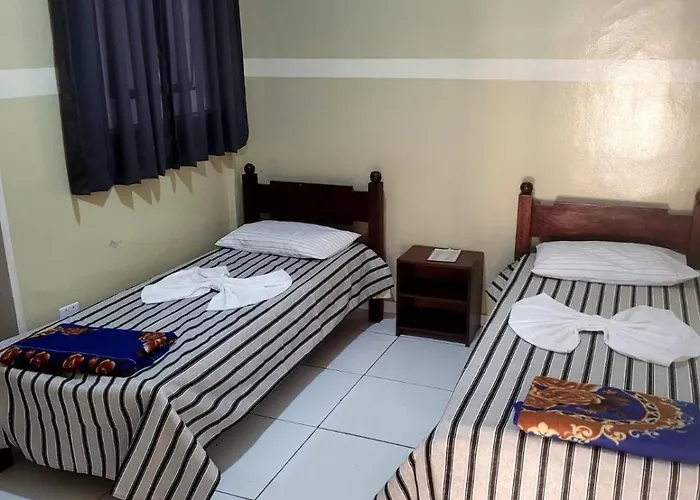 Pousada Guarany Acesso Aos Quartos Apenas Por Escadas , Visitas Multiplas E Rotatividade De Pessoas No Quarto Sao Proibidas Campina Grande