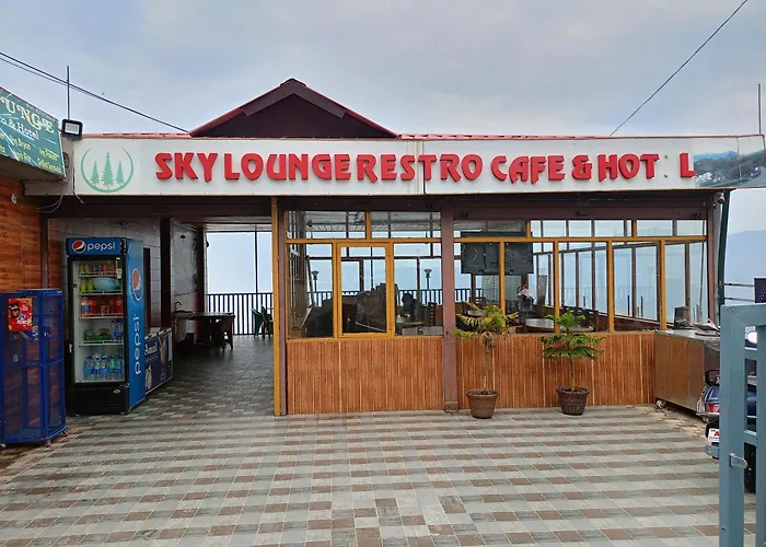 Sky Lounge Cafe Restro & Hotel Mussoorie