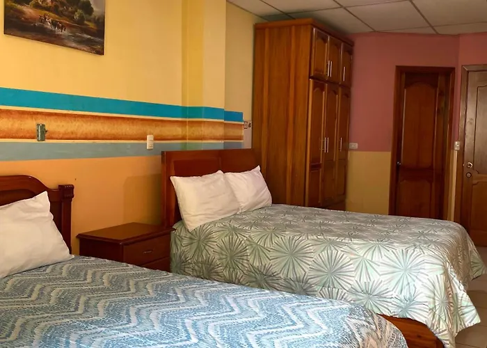 Hostal Abu Dhabi Cuenca