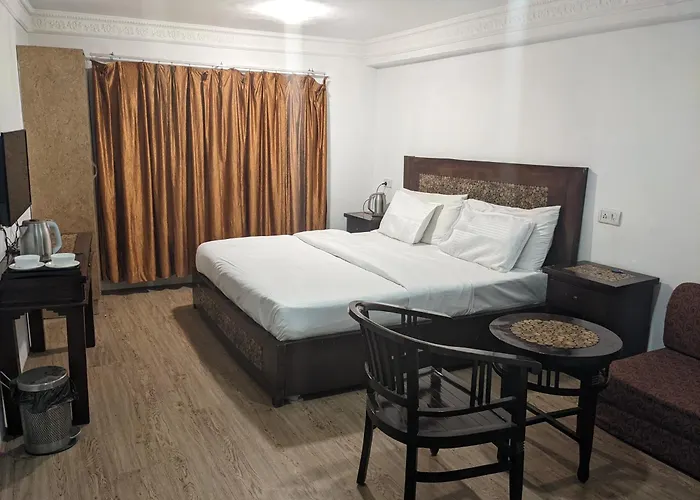 Hotel Pc Palace Kargil
