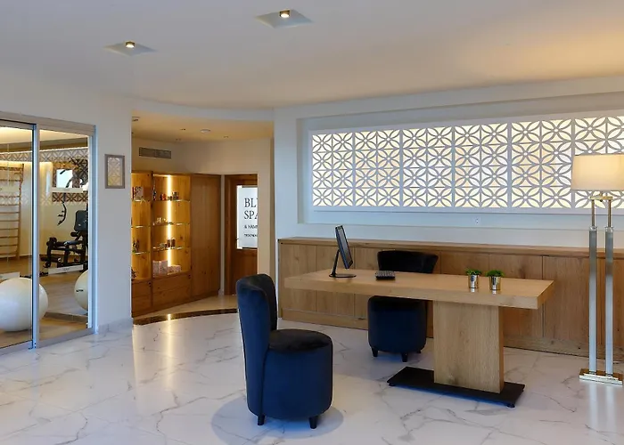 Vasia Boulevard Hotel (Adults Only) Hersonissos 