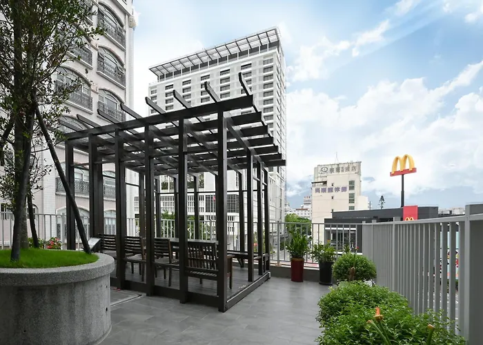 Azure Hotel Hualien City