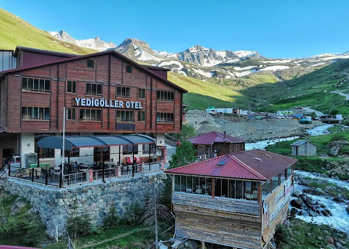 Yedigoller Hotel & Restaurant Uzungöl