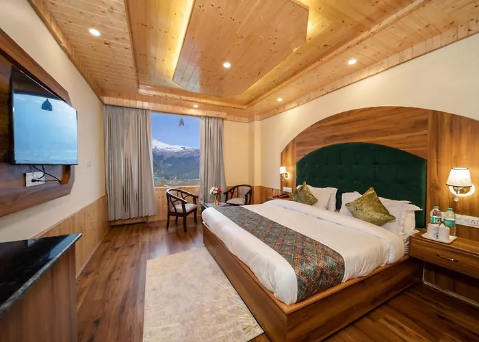 Hotel Triple A Manali 
