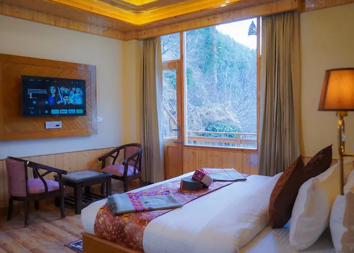 Hotel Triple A Manali 