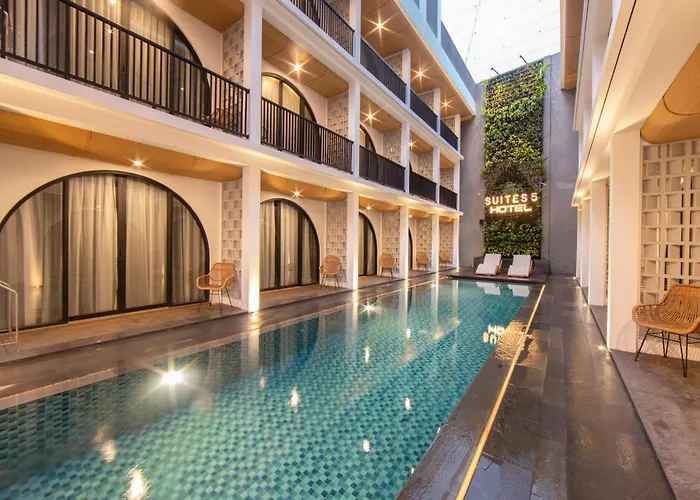 Suites5 Hotel Jimbaran 