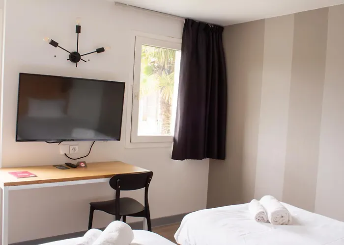 Hotel Les Genets Bayona