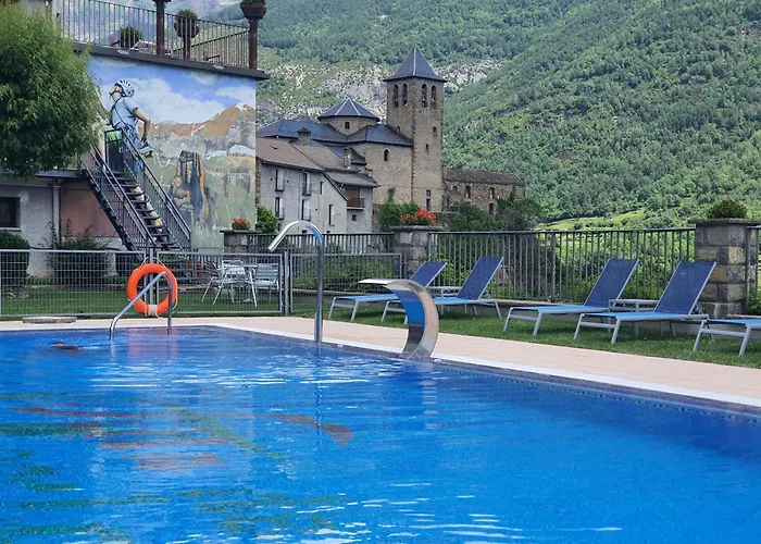 Hotel Villa De Torla