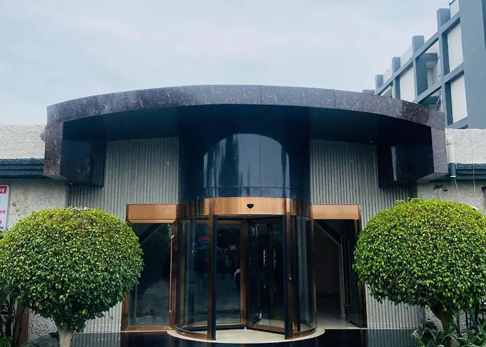 Kingdom Hotel Moga