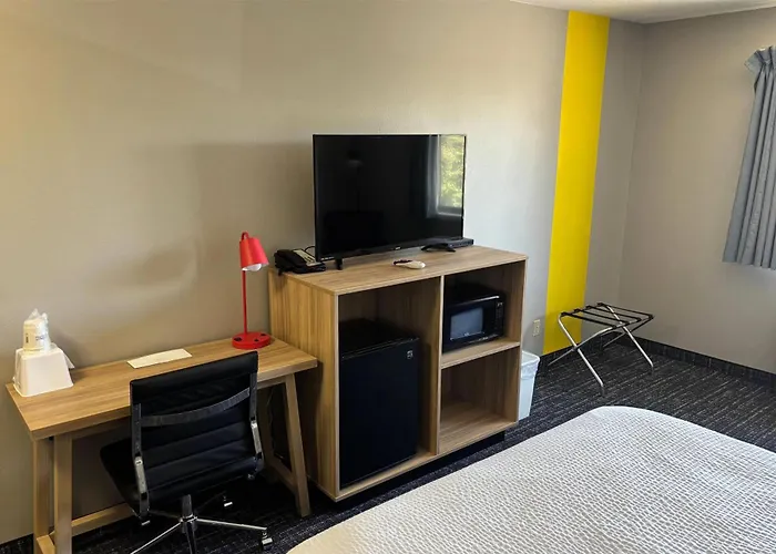 Super 8 By Wyndham Rexburg Hotel