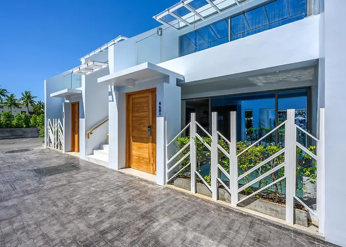The Beachfront Hotel Phuket Rawai