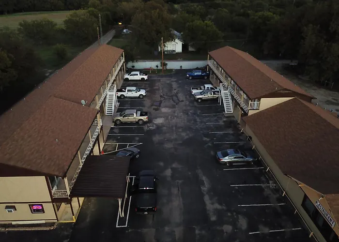 Executive Inn San Saba