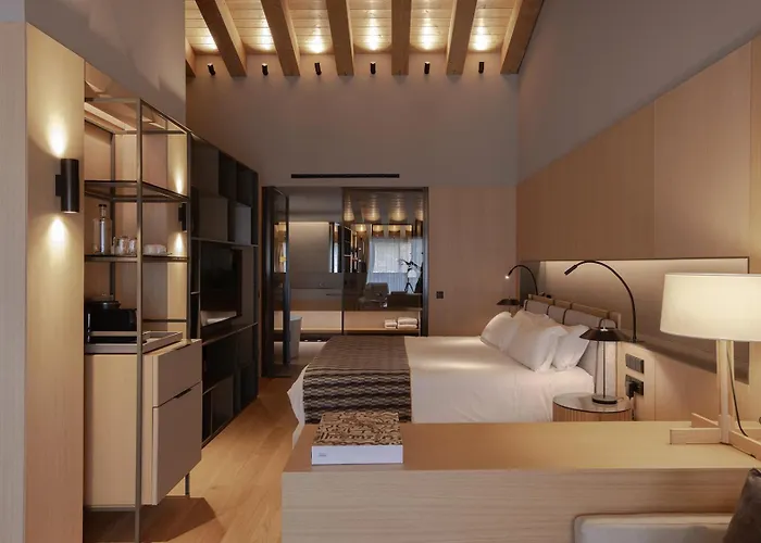 The Blackpine Hotel - Small Luxury Hotels Les Escaldes