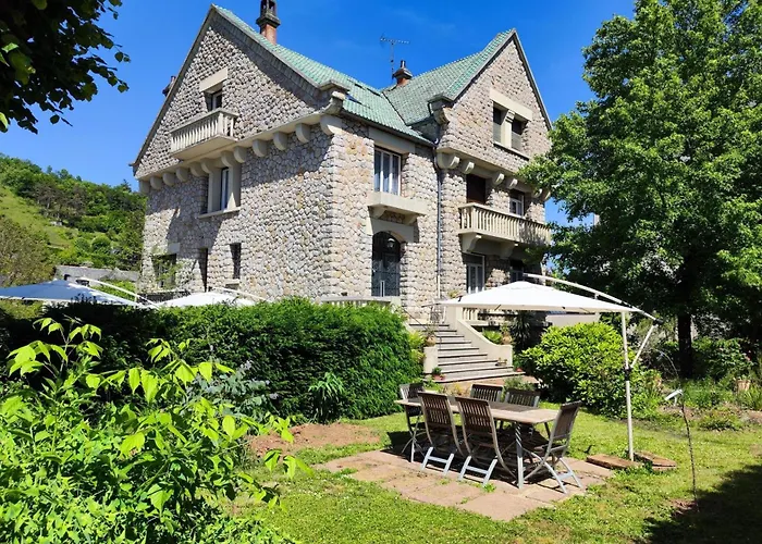 La Maison au toit vert Espalion