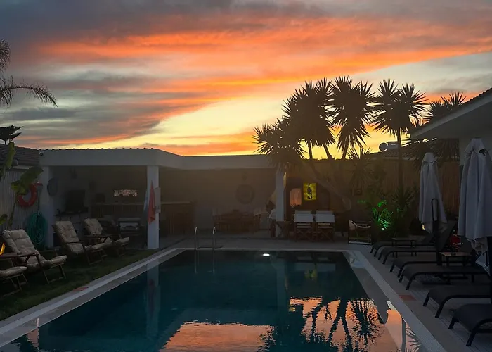 Mavi Yengeç Çeşme Butik Otel