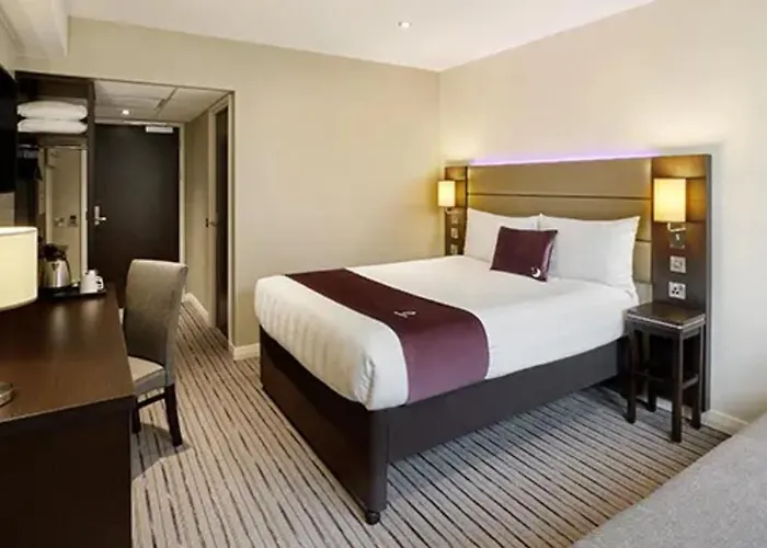 Ensuite In Gillingham Street, London Victoria