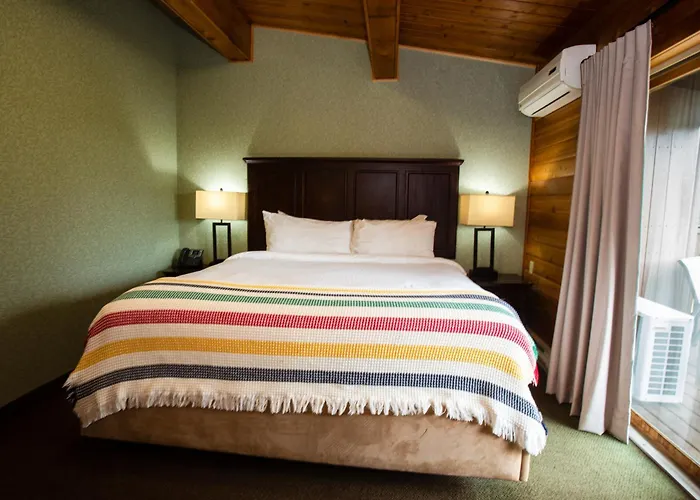 Oakwood Resort Grand Bend
