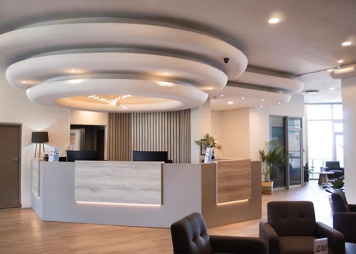 Ocean Breeze Hotel Strand